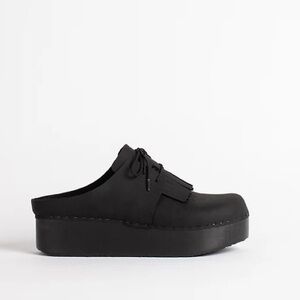 Bryr Zoe monochrome clog